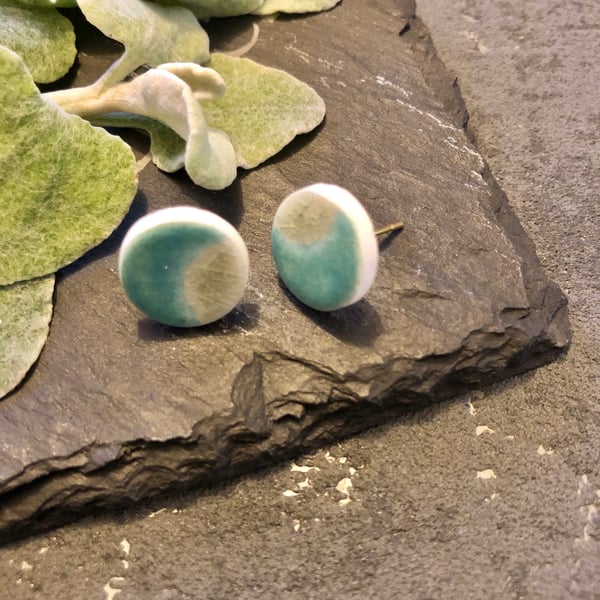 Ceramic button earrings - eclipse