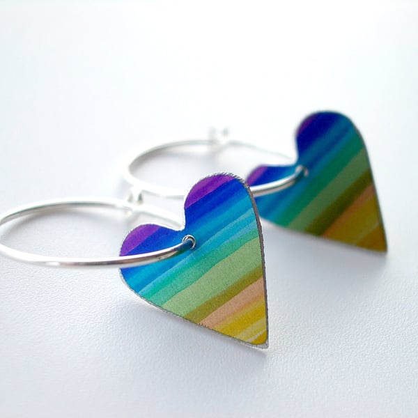 Heart hoop earrings with stripes