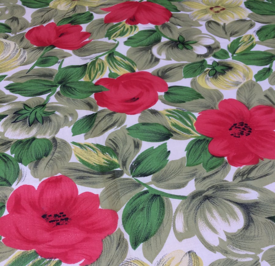50s Mid Century RETRO Red Rose and Green Leaf vintage fabric Lampshade option 