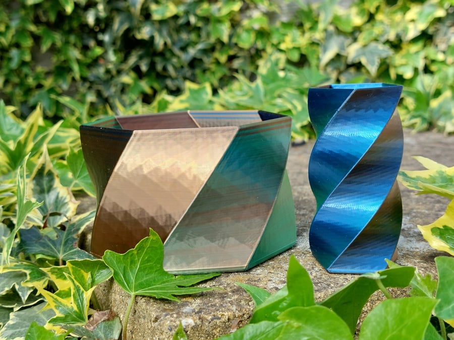 Pack of 2 Iridescent Pots Multi Uses 