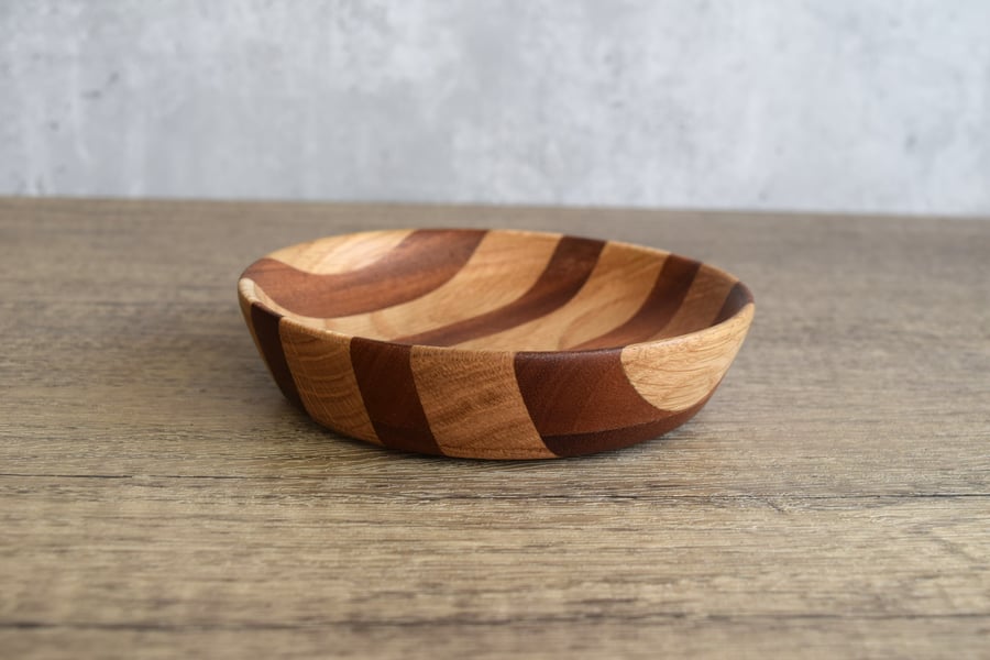 Woodturned segmented Oak and Sapelle Decorative Dish 
