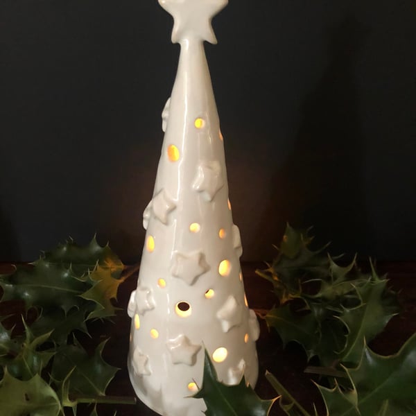 Small white gloss star tree