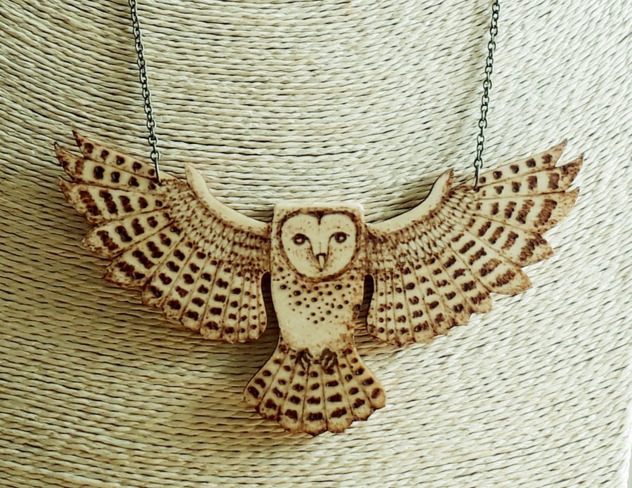 Large pyrography barn owl pendant