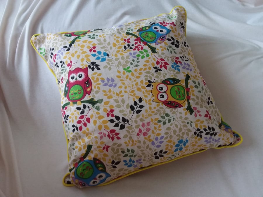 Cushion 'Handmade' Colourful Country Owl