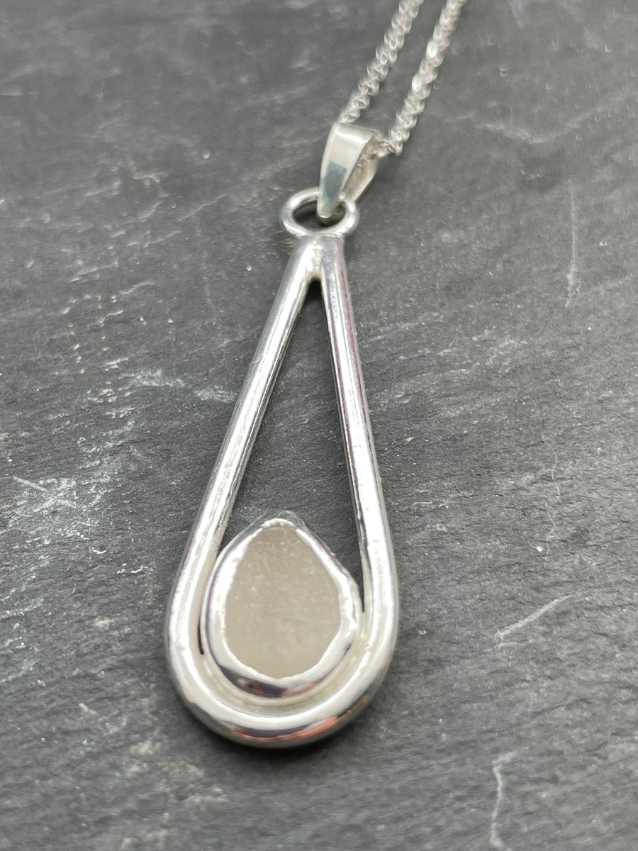 Sterling Silver and Cornish Seaglass pendant