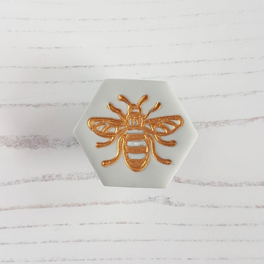 Gold Bee magnetic needle minder OR magnet OR decoration, Summer, nature