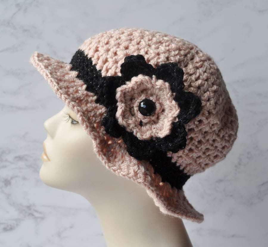 Free Post Hand Crochet Cloche Flapper Hat Beanie Peach Black Sparkle Flower