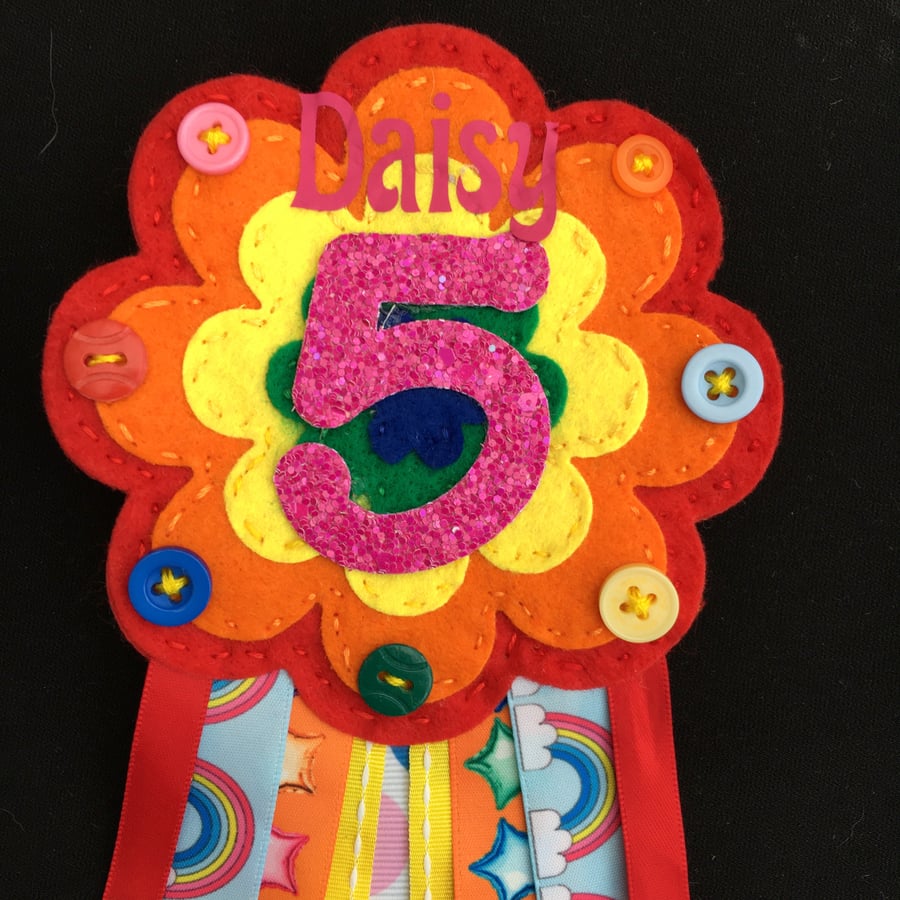 Birthday badge-Rosette Rainbow Flower