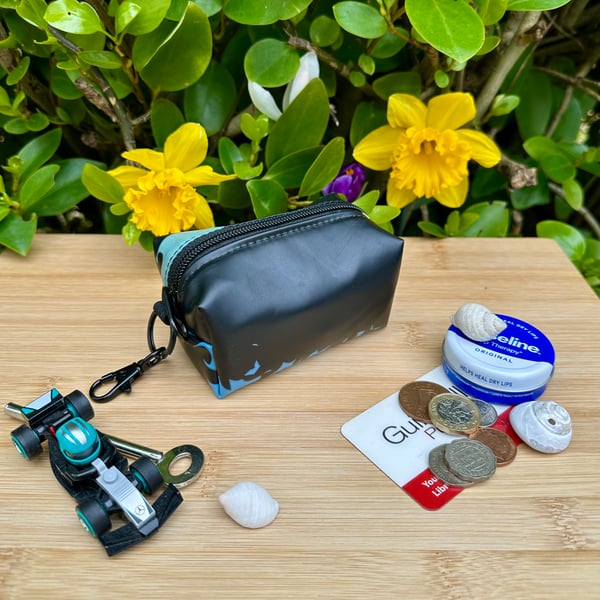 Repurposed - Chunky Keyring Pouch - Black Swimming Ring