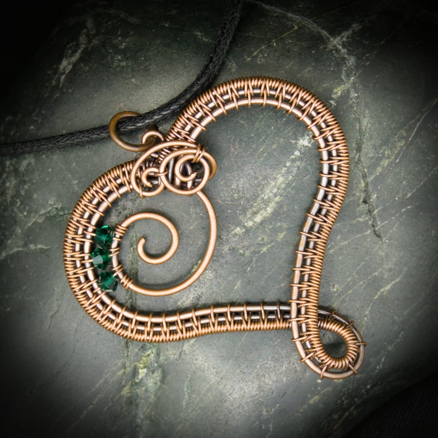 May Copper Heart Birthstone Pendant - Emerald Crystal Beads