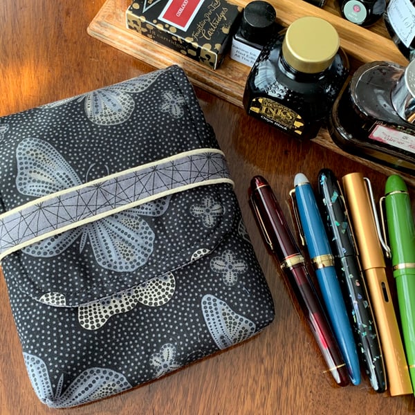 Butterflies: 5-slot fabric fountain pen case