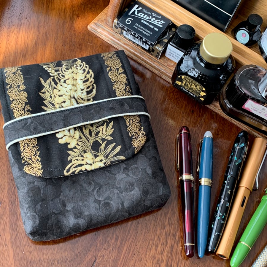 Obsidian: 5-slot fabric fountain pen case