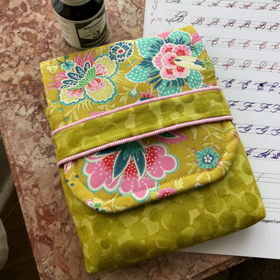 Palmyra fabric fountain pen case. Handmade in Folksy
