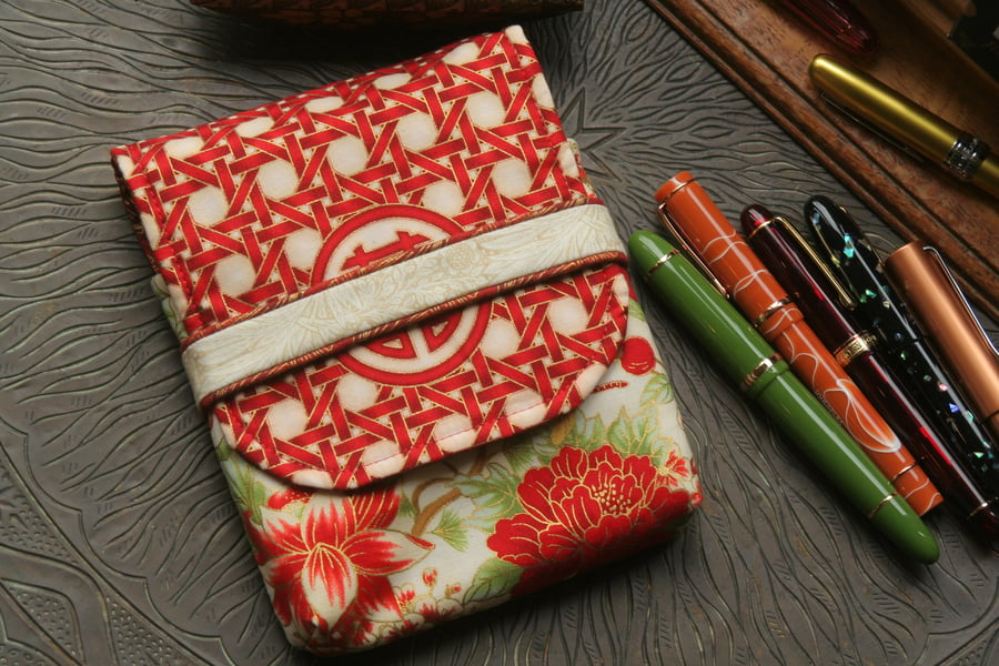 Lattice - red gold v2:  5-slot fabric fountain pen case
