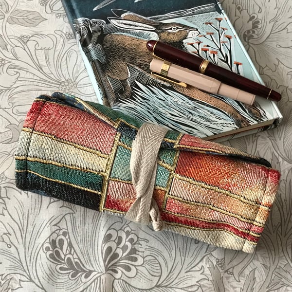 Arthurian: Tapestry 7-slot fountain pen roll with linen twill tie.      