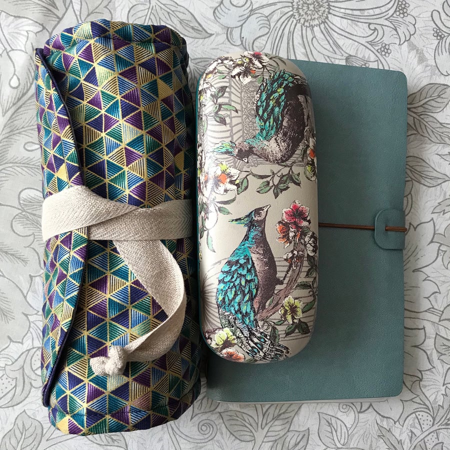 Egypt fabric fountain pen roll purple lining