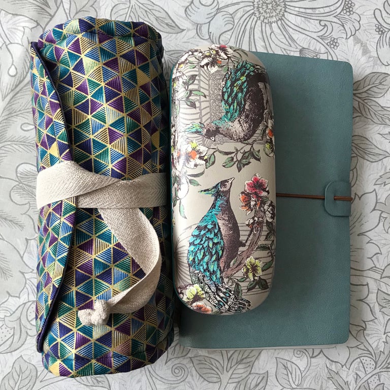 Egypt fabric fountain pen roll purple lining