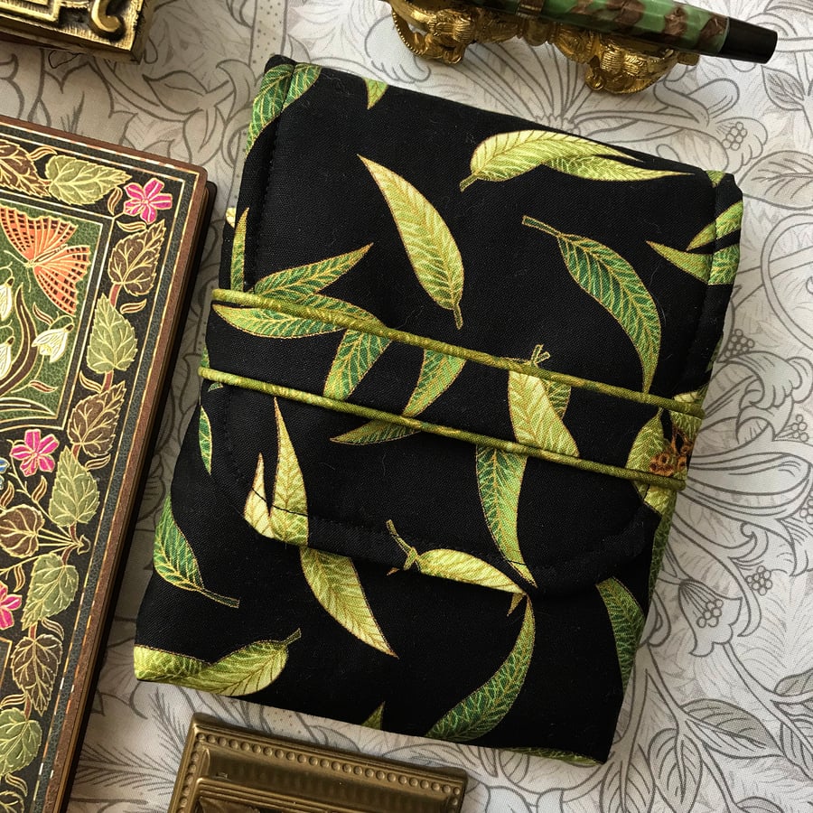 Leaves: black, green and gold fabric 6-slot padded fountain pen case