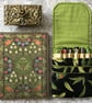 Leaves: black, green and gold fabric 6-slot padded fountain pen case - Image 2