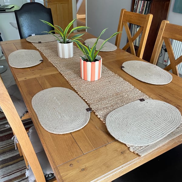Set of 6 Oval Jute Placemats