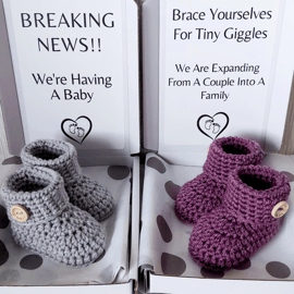 Pregnancy Announcement To Grandparents, Family And Friends, Baby Booties