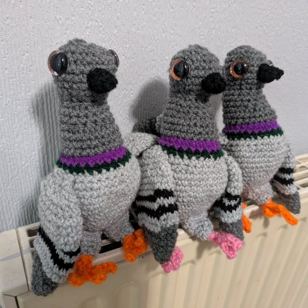 Pigeon Pal - Pigeon Decoration Plushie