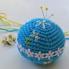 Pincushion, Crochet pincushion, daisy pincushion, pin tidy, turquoise craftroom