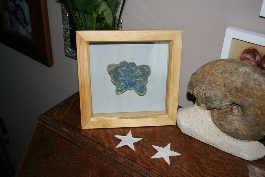 CUSTOM ORDER TO DO NOT BUY Wooden picture frame with handmade ceramic Butterfly