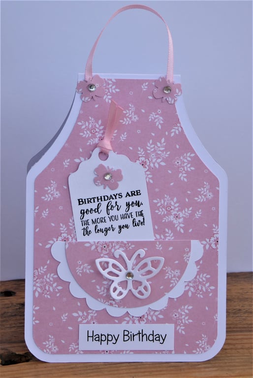 C3769 -  Apron Shaped Birthday Card
