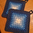 2 Pot holder's 
