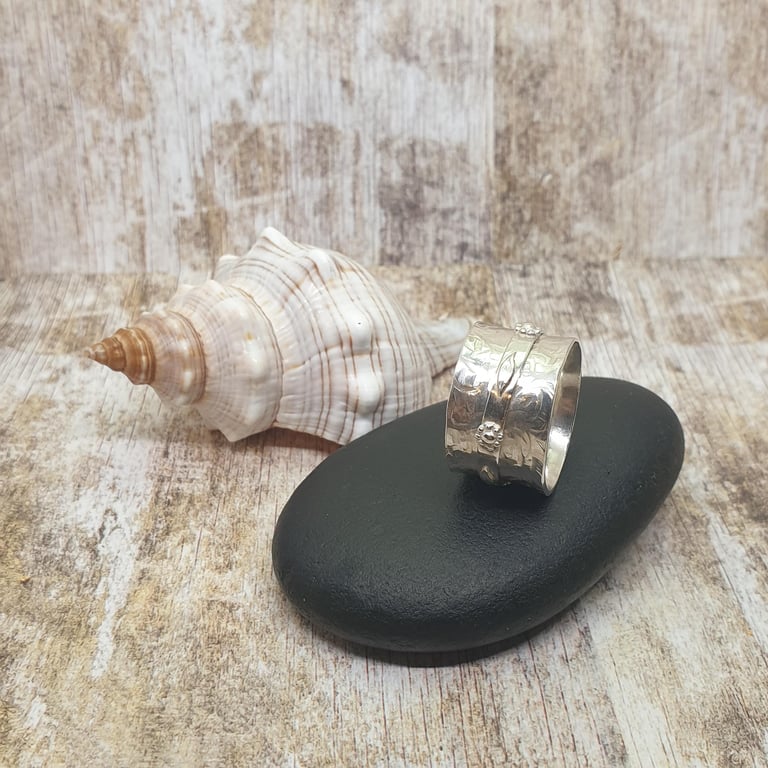 Sterling Silver 925 Textured Floral Pattern Spinner Wide Ring Full Hallmark