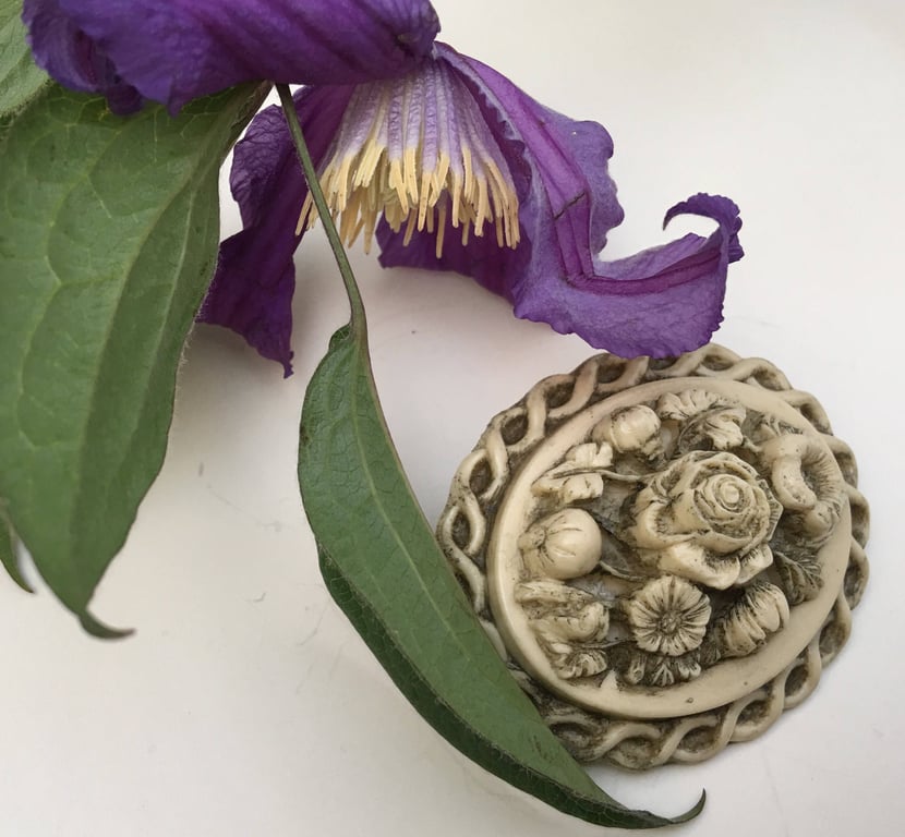 Victorian style flower brooch.