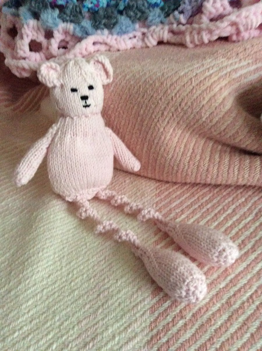 Shelfie Bear knitted in Pastel Pink with Wavy Twisted Dangly Legs