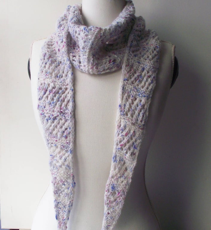 Handspun Knitted Scarf, Boomerang, Polwarth Wool, Viscose Nepps, White, Pink 