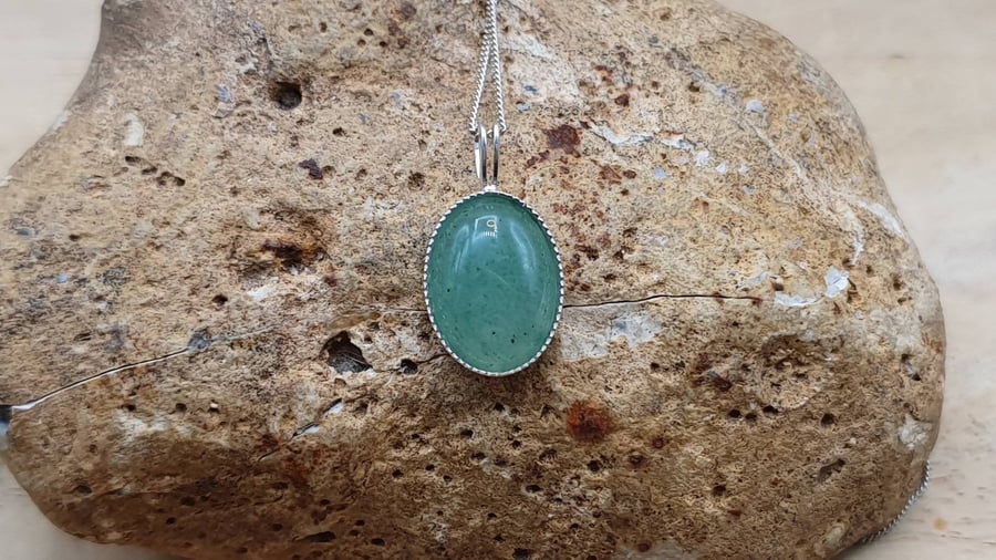 Small simple oval Green Aventurine pendant Necklace. Reiki charged