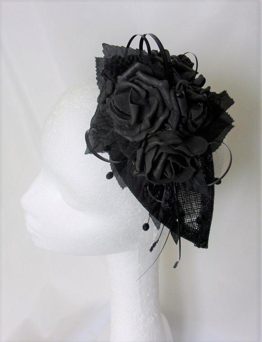 Black Rose Retro Teardrop Gothic Fascinator Hat