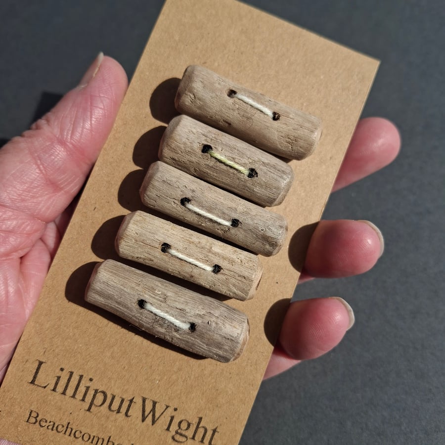 Five chunky driftwood toggle buttons