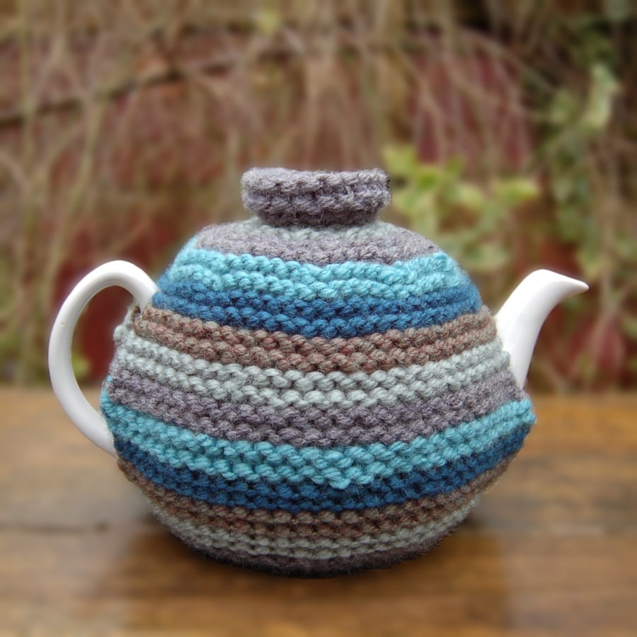 Tea cosy hand knitted using King Cole  yarn.  For a large teapot