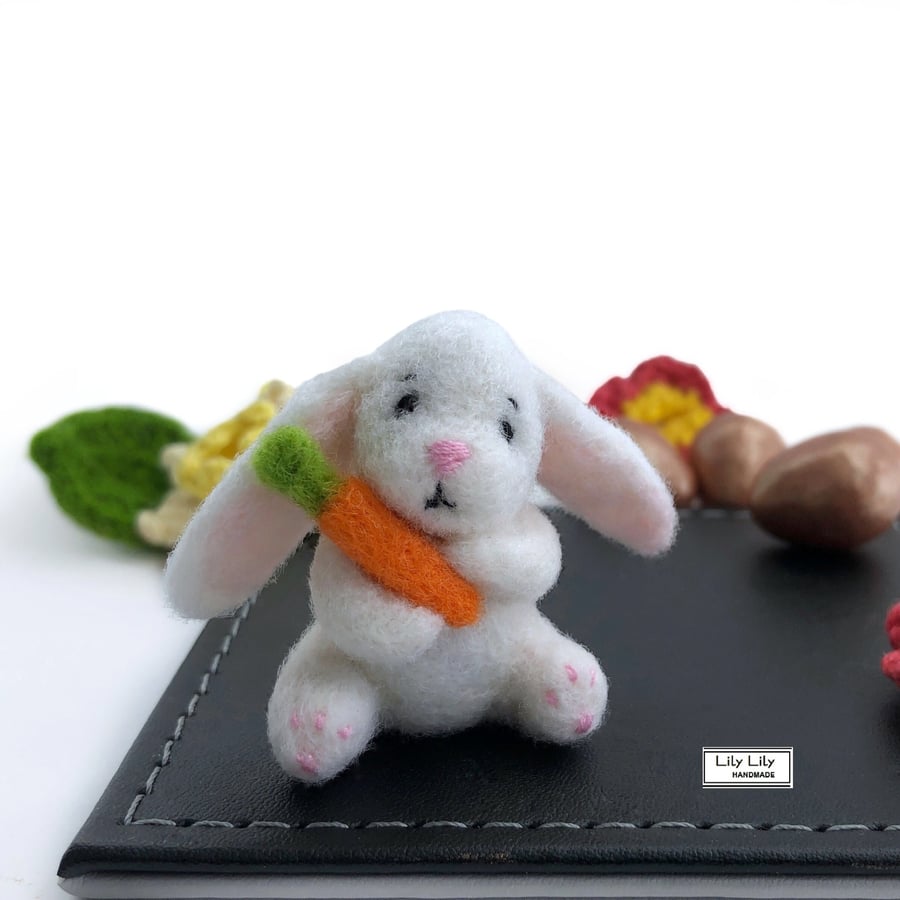SOLD Ollie, Miniature rabbit holding carrot, needle felted by Lily Lily Handmade