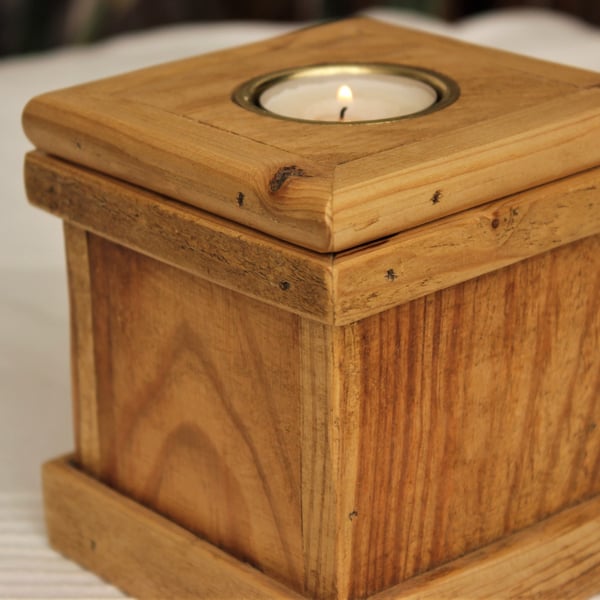 Rustic pine tealight box