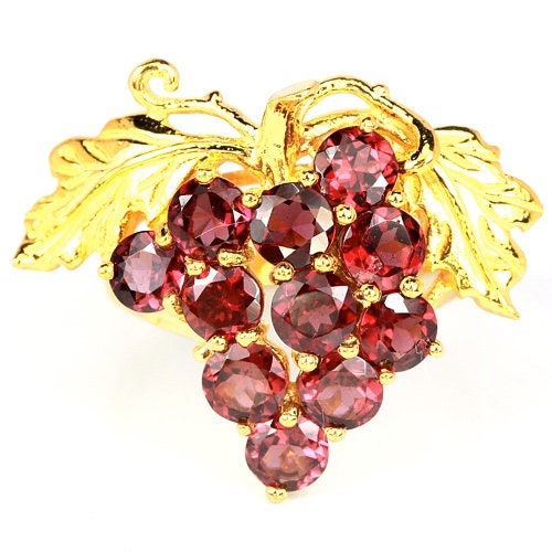 Baroque Garnet Bunch of Grapes & Vine Leaves design Foliate Ring