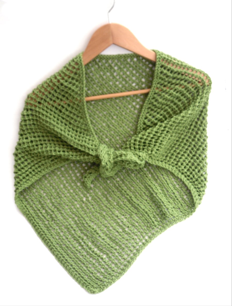 Asymmetrical green lace cotton shawl 