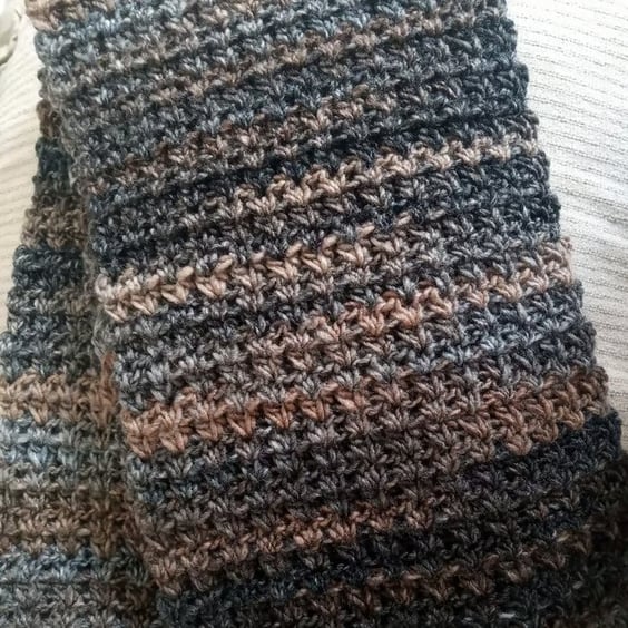 Crocheted scarf - Golden hues scarf - Christmas present - Crocheted Gift
