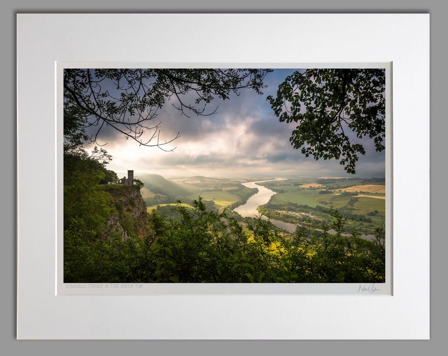 Kinnoull & The River Tay Perthshire Scotland - A3 (50x40cm) Unframed Print