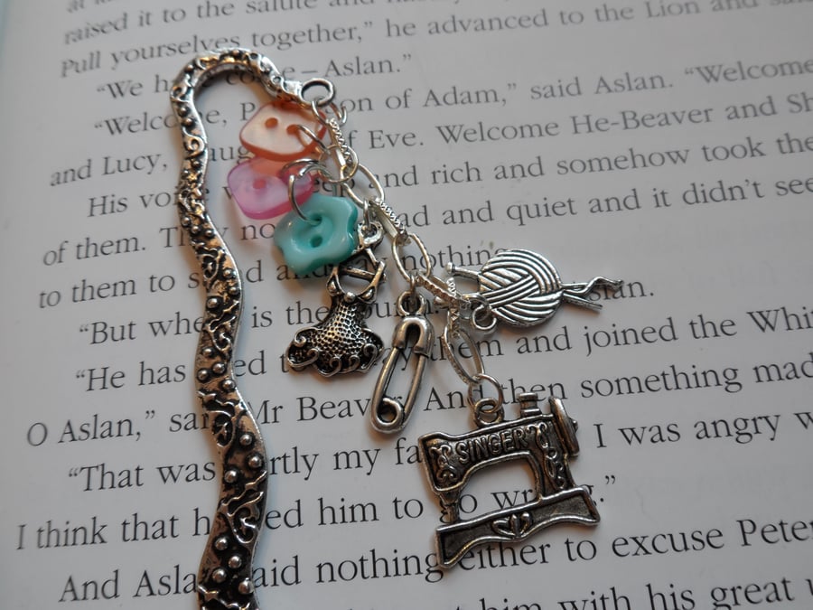 Bookworm Bookmarks