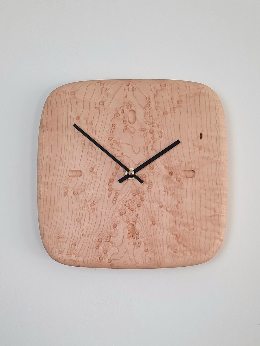 Glas Wall Clock Small - Birdseye Maple