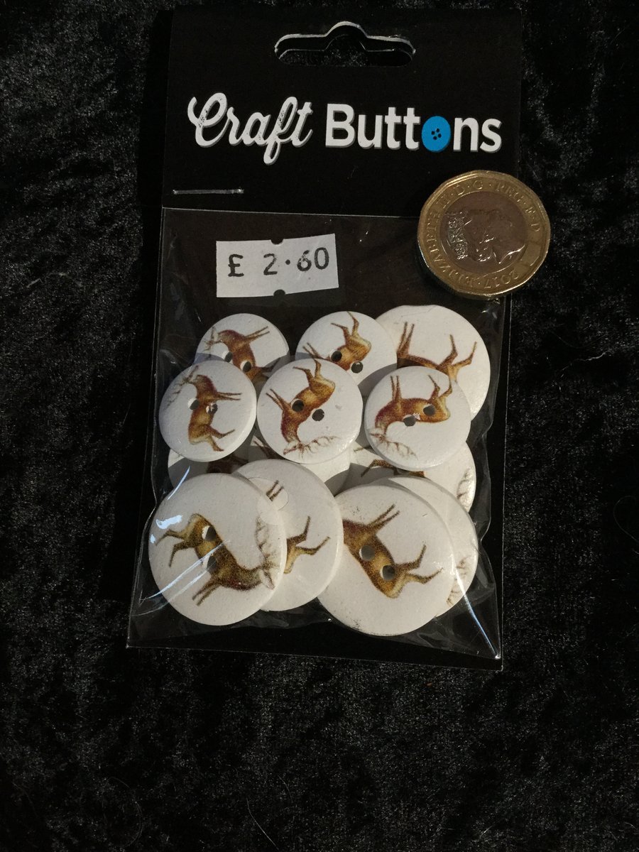 Craft Buttons White with a Stag (N.51)