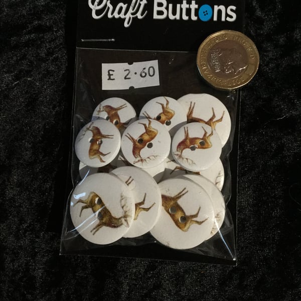 Craft Buttons White with a Stag (N.51)
