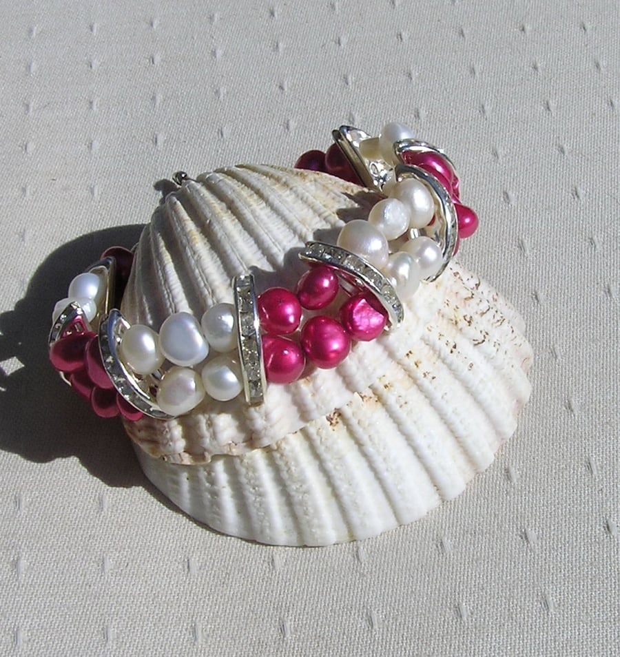Pink (Cranberry) & White Freshwater Pearl Bracelet "Raspberry Crush"