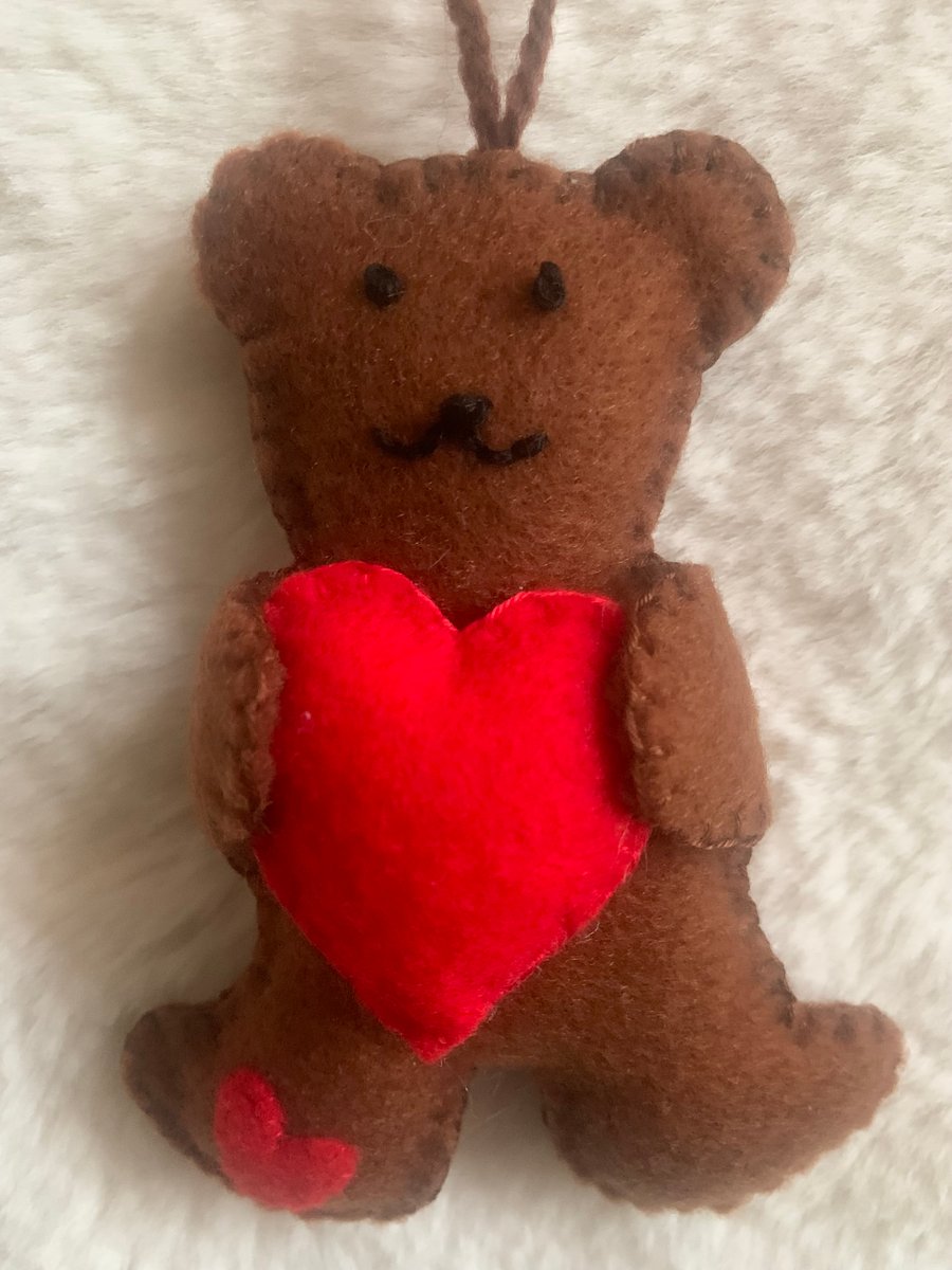 Felt bear Valentine’s Day gift